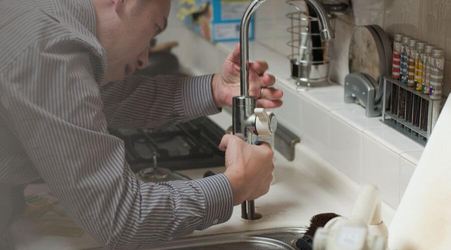 Professional Tankless Water Heater Installation in Edcouch, TX